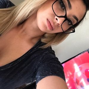 Meet your Posher, Eunice